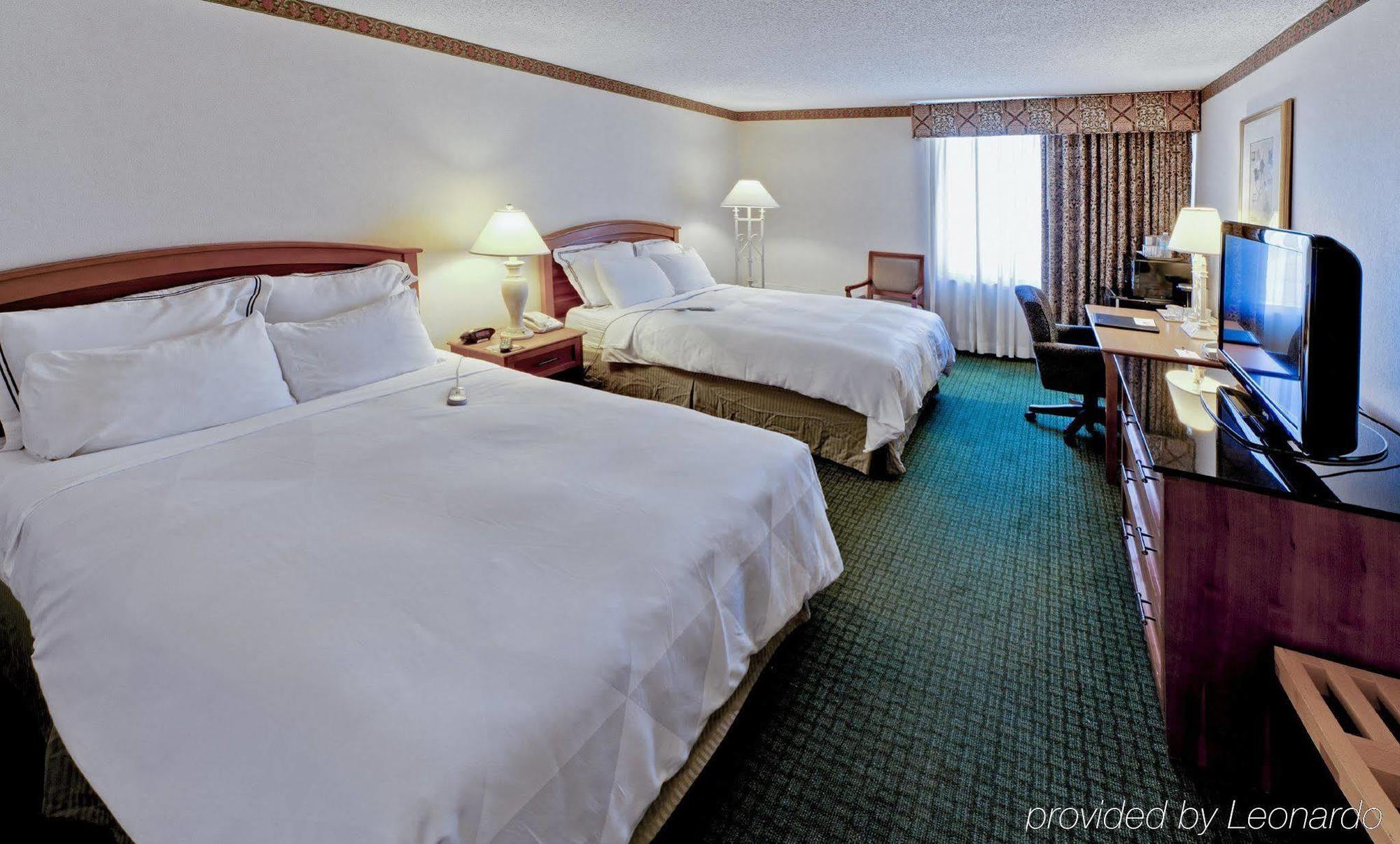 Radisson Rochester Airport Номер фото