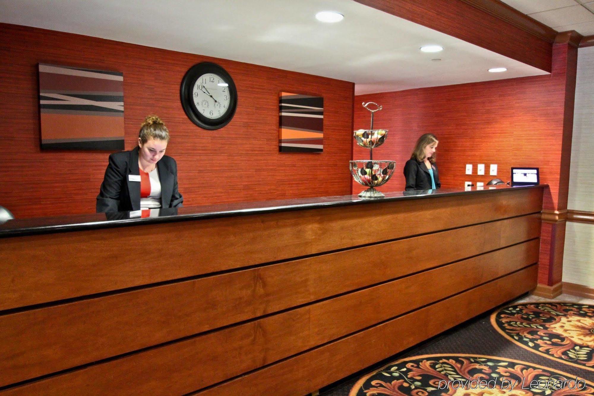 Radisson Rochester Airport Экстерьер фото
